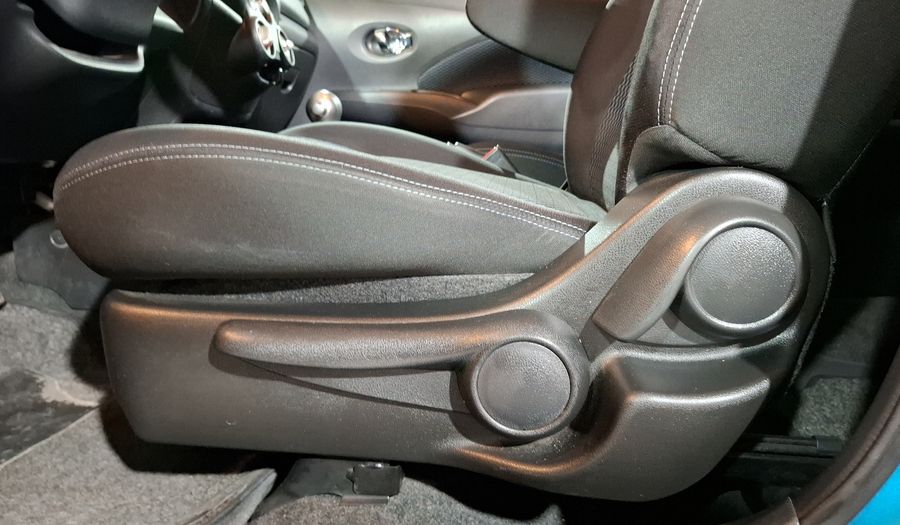 Nissan Note 1.6 ADVANCE CVT Hatchback 2014