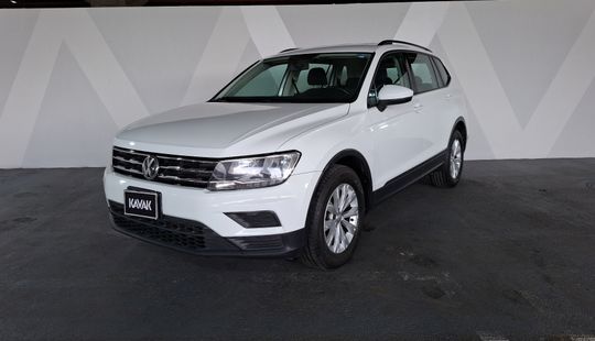 Volkswagen • Tiguan