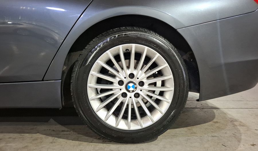 Bmw Serie 3 2.0 320IA LUXURY LINE Sedan 2013