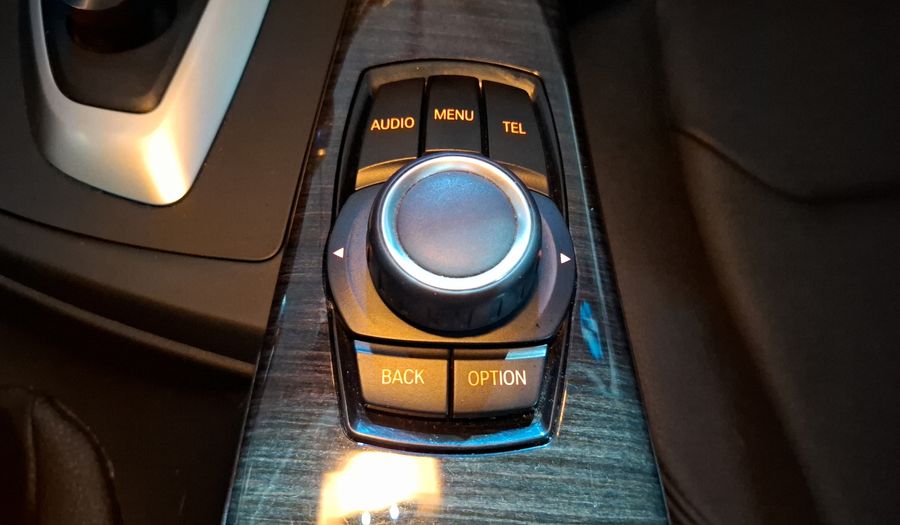 Bmw Serie 3 2.0 320IA LUXURY LINE Sedan 2013