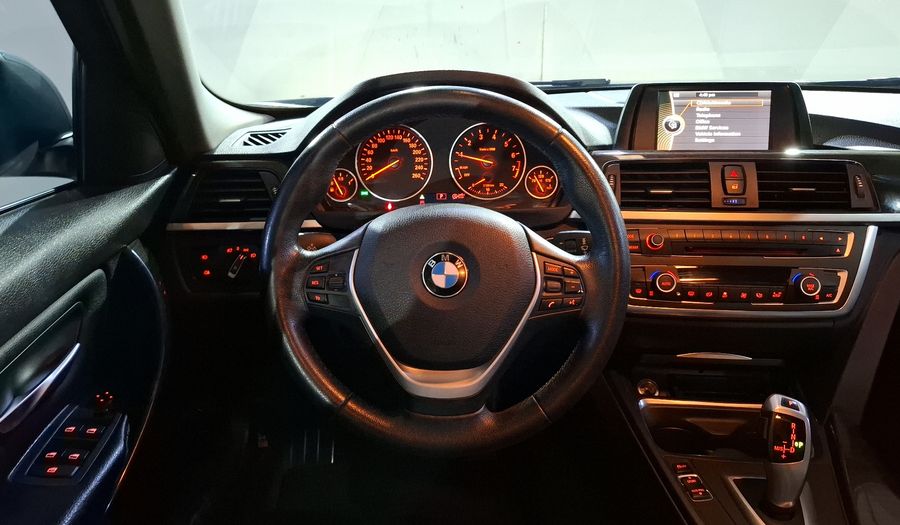 Bmw Serie 3 2.0 320IA LUXURY LINE Sedan 2013