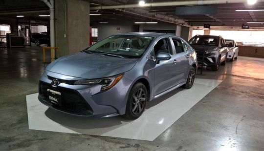 Toyota • Corolla