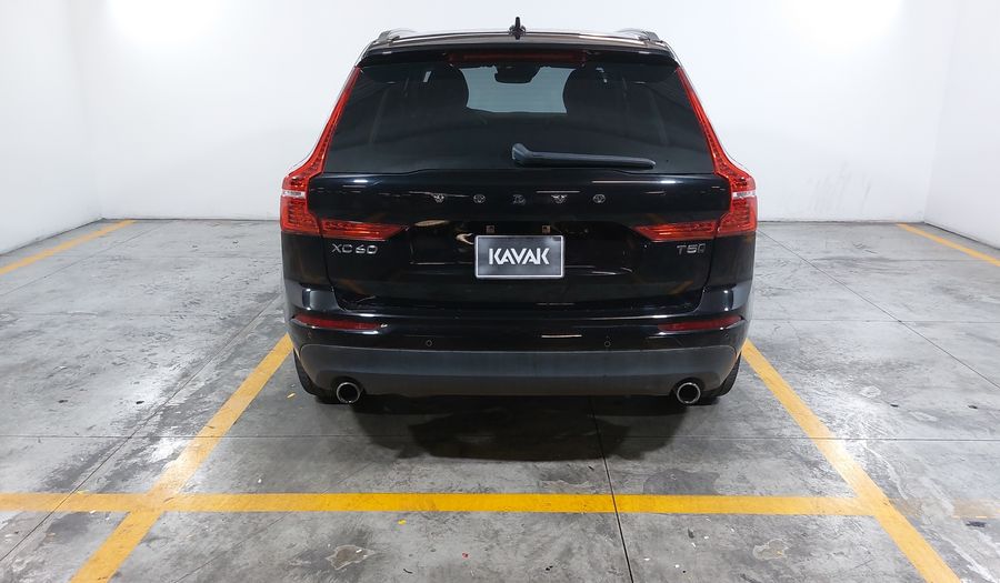 Volvo Xc60 2.0 T5 MOMENTUM AUTO AWD Suv 2021