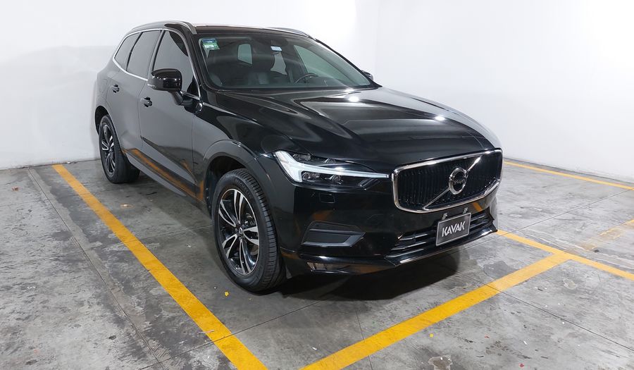 Volvo Xc60 2.0 T5 MOMENTUM AUTO AWD Suv 2021