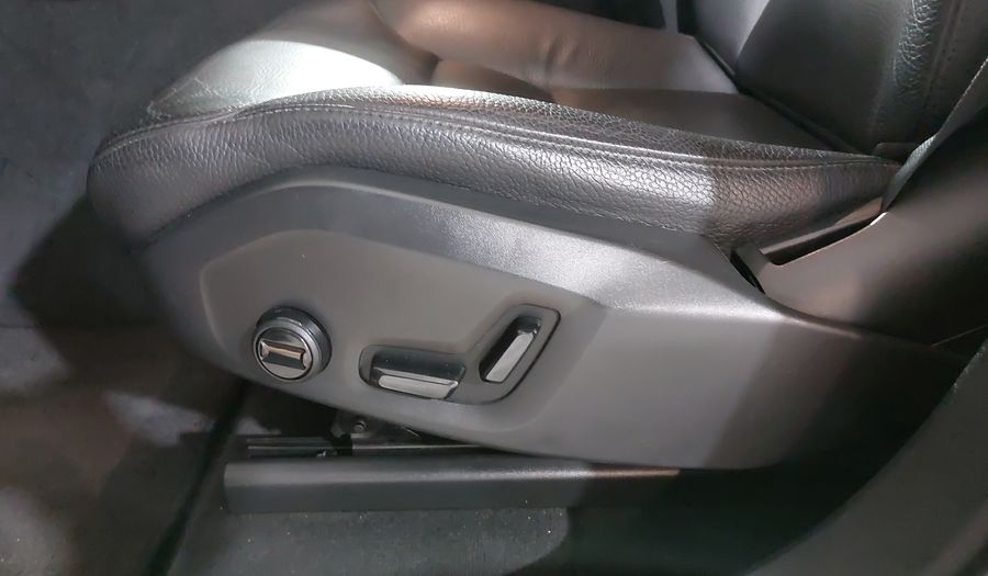 Volvo Xc60 2.0 T5 MOMENTUM AUTO AWD Suv 2021