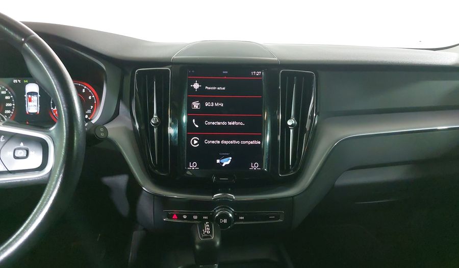 Volvo Xc60 2.0 T5 MOMENTUM AUTO AWD Suv 2021