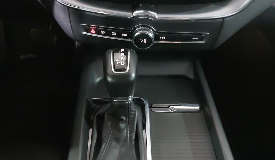 Volvo Xc60 2.0 T5 MOMENTUM AUTO AWD Suv 2021