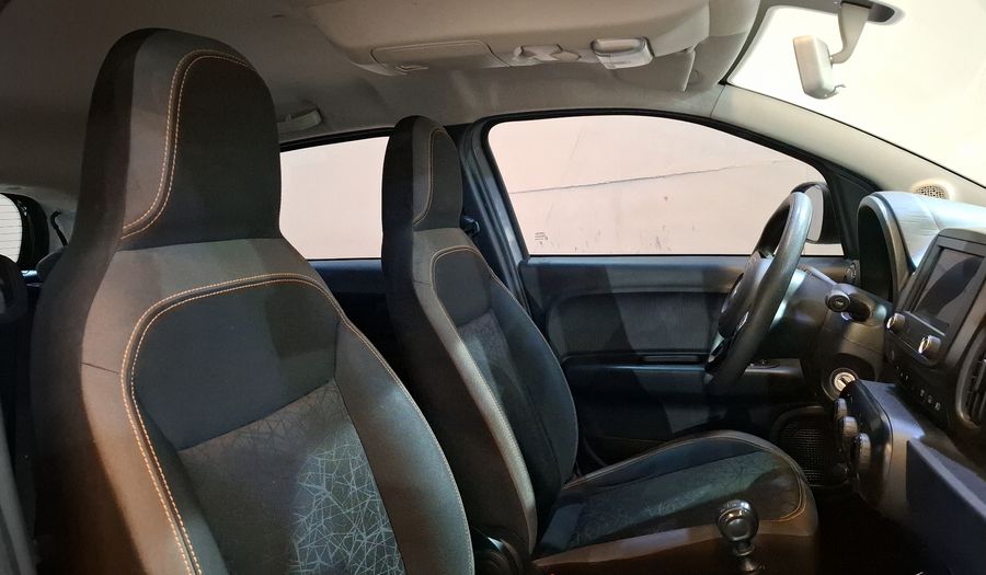 Fiat Mobi 1.0 TREKKING Hatchback 2023