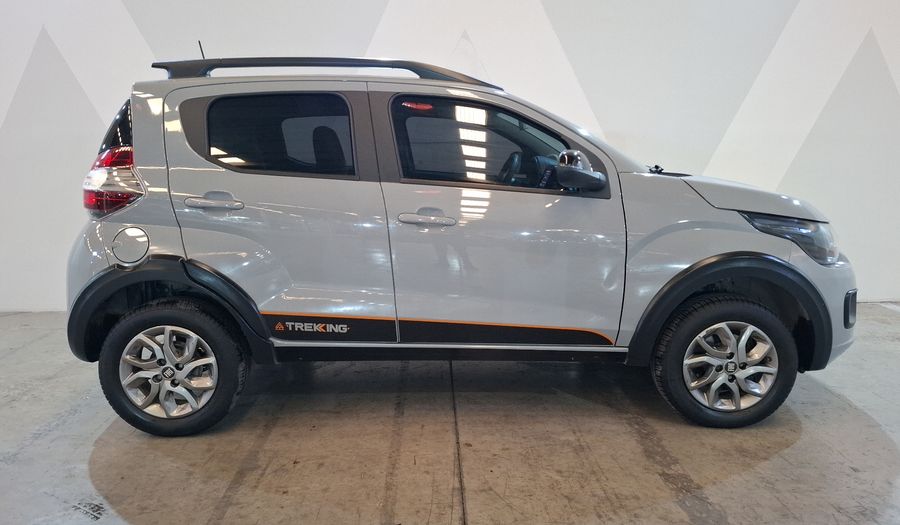 Fiat Mobi 1.0 TREKKING Hatchback 2023