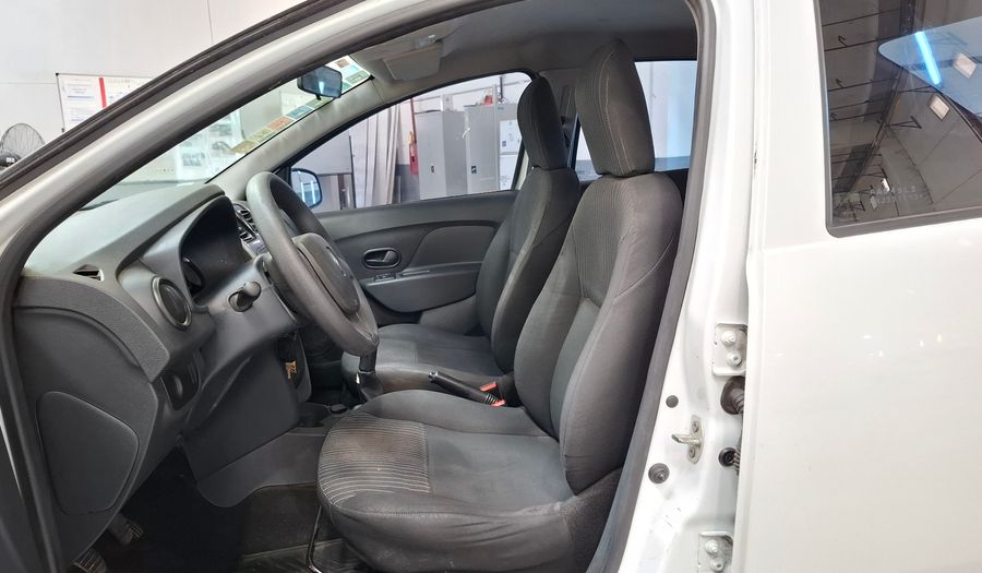 Renault Logan 1.6 AUTHENTIQUE PLUS Sedan 2016