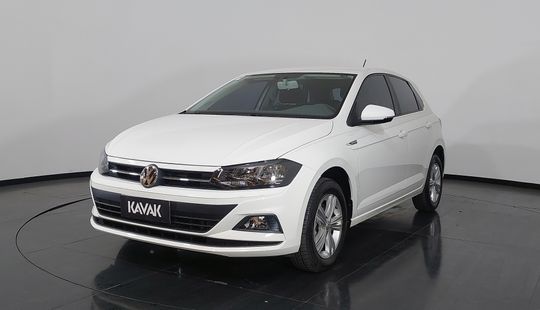 Volkswagen • Polo
