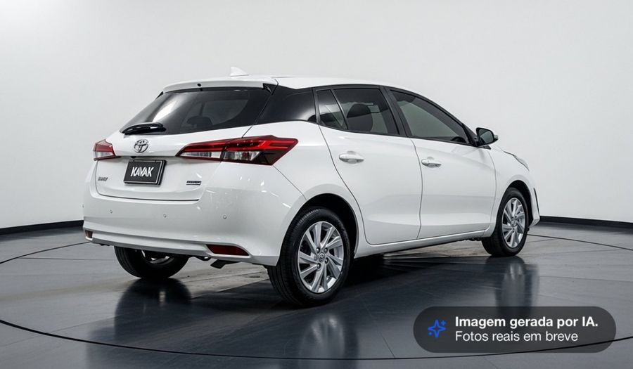 Toyota Yaris XL PLUS CONNECT Hatchback 2021