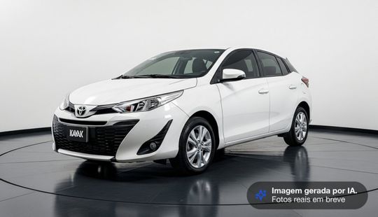 Toyota • Yaris