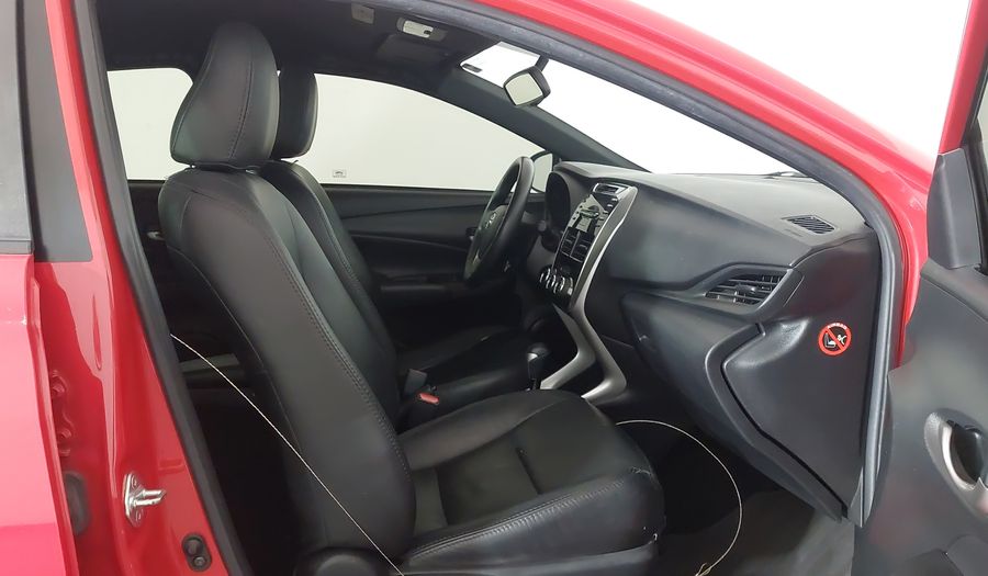 Toyota Yaris XL MULTIDRIVE Hatchback 2019