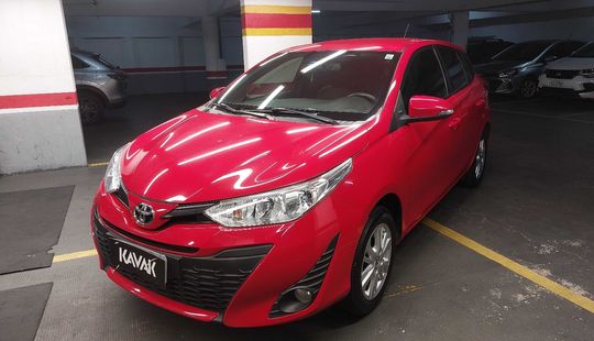 Toyota • Yaris