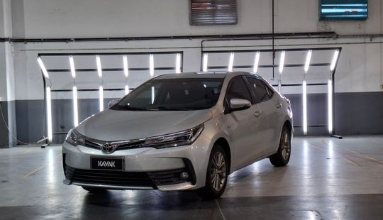 Toyota • Corolla