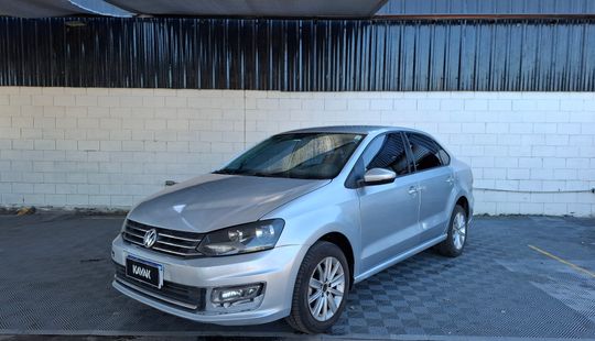 Volkswagen • Polo