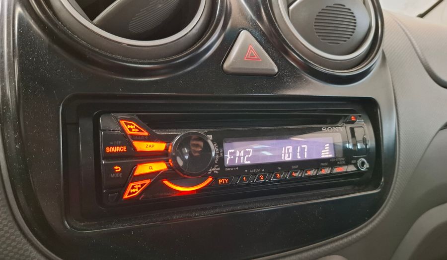 Fiat Palio 1.4 ATTRACTIVE Hatchback 2014