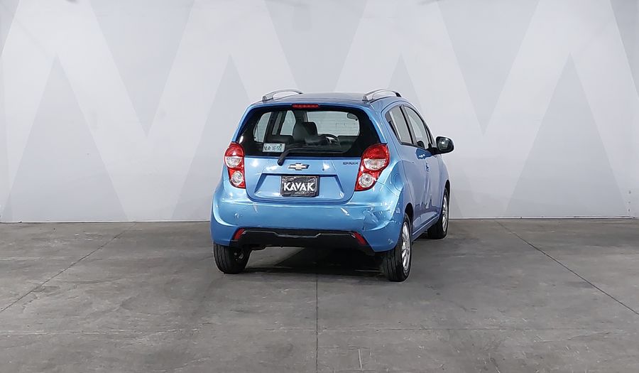 Chevrolet Spark 1.2 LTZ C MT Hatchback 2013