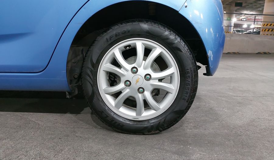 Chevrolet Spark 1.2 LTZ C MT Hatchback 2013