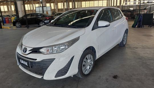 Toyota • Yaris