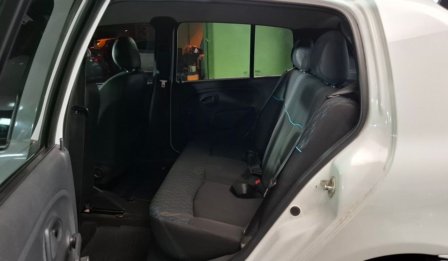 Renault Clio 1.1 CONFORT PACK Hatchback 2016