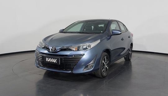 Toyota • Yaris