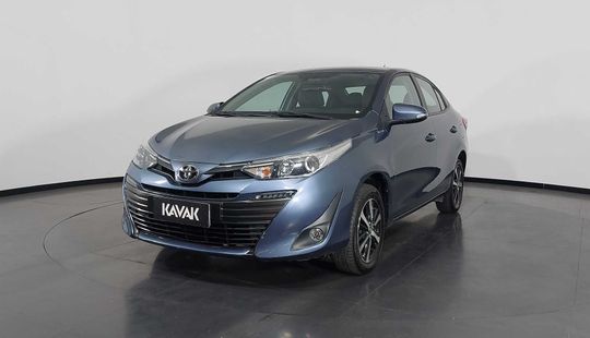 Toyota • Yaris