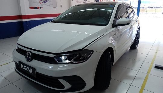 Volkswagen • Polo