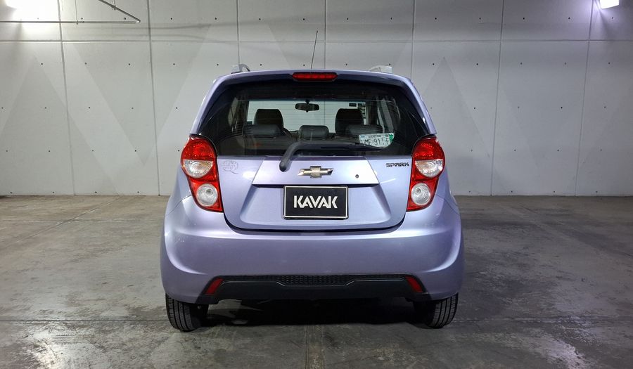 Chevrolet Spark 1.2 LTZ C MT Hatchback 2015