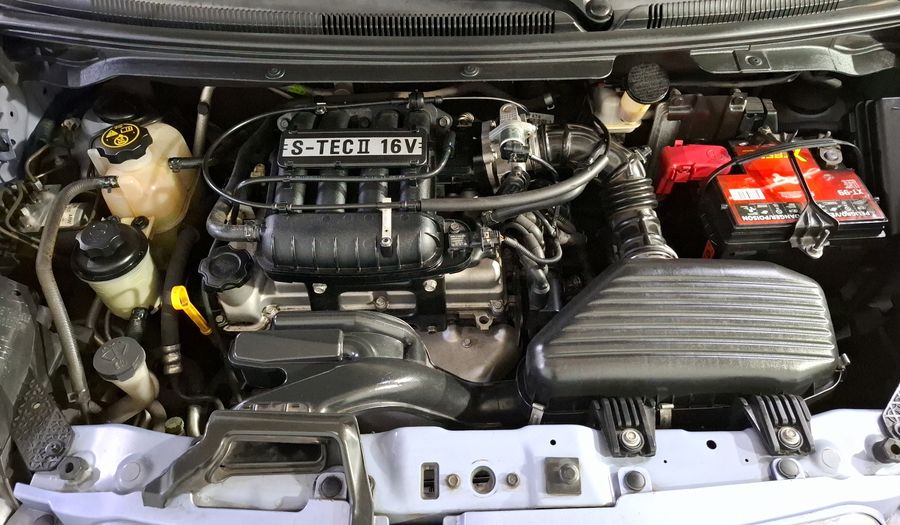 Chevrolet Spark 1.2 LTZ C MT Hatchback 2015