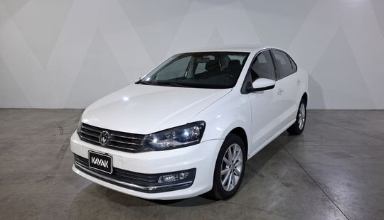 Volkswagen • Vento