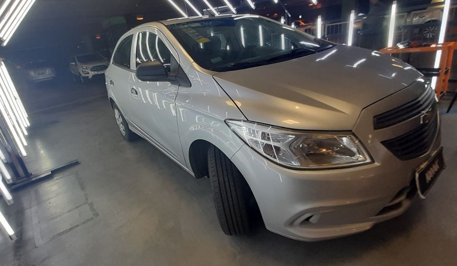 Chevrolet Onix 1.4 LT Hatchback 2013