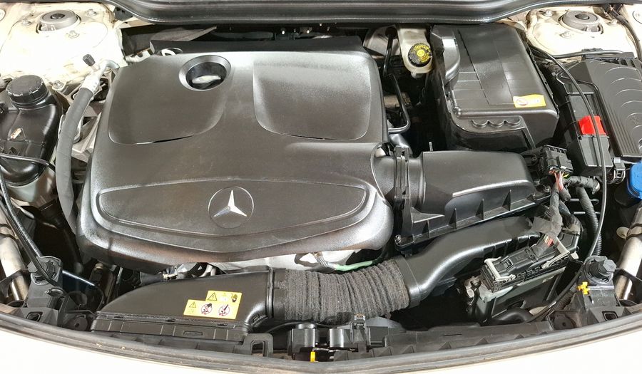 Mercedes Benz Clase A 1.6 180 CGI 7G-DCT Hatchback 2015