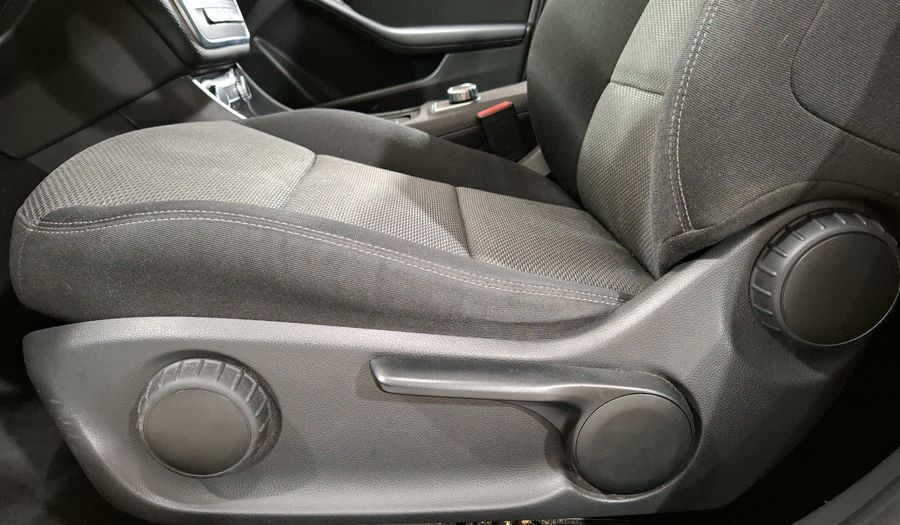 Mercedes Benz Clase A 1.6 180 CGI 7G-DCT Hatchback 2015