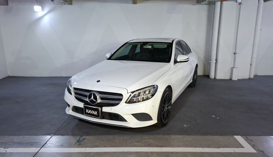 Mercedes Benz • Clase C