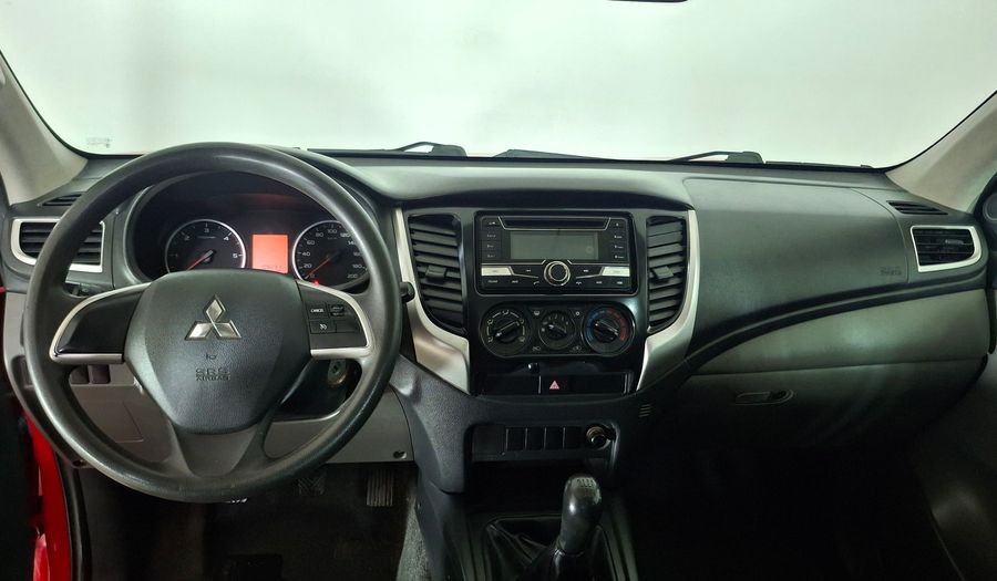 Mitsubishi L200 2.4 TD KATANA DC CR WF Pickup 2017