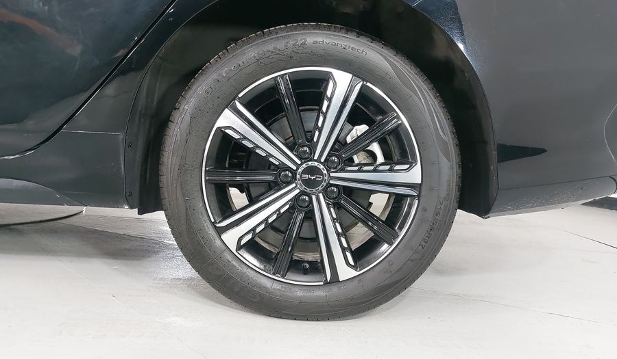 Byd King 1.5 PHEV DM-I 55KM AUTO Sedan 2025