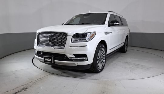 Lincoln • Navigator