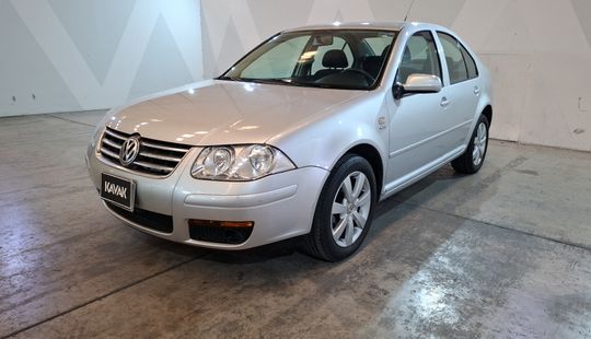 Volkswagen • Jetta Clasico