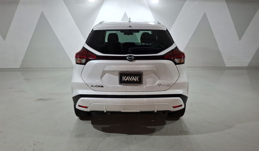 Nissan Kicks 1.6 PLATINUM LTS XTRONIC Suv 2023