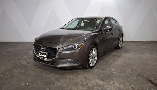 Mazda • Mazda 3