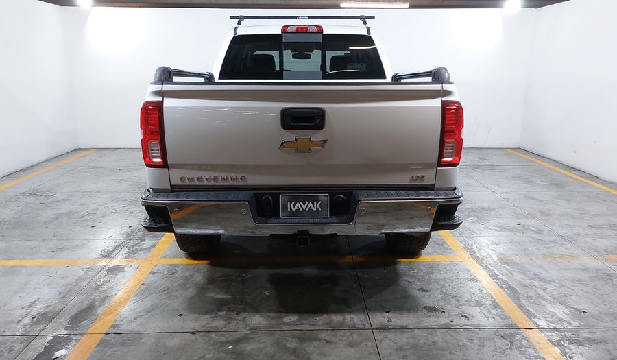 Chevrolet Cheyenne 5.3 2500 CHEYENNE CREW CAB C AT 4WD Pickup 2016