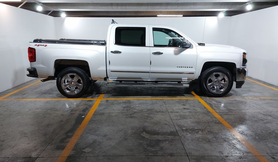 Chevrolet Cheyenne 5.3 2500 CHEYENNE CREW CAB C AT 4WD Pickup 2016