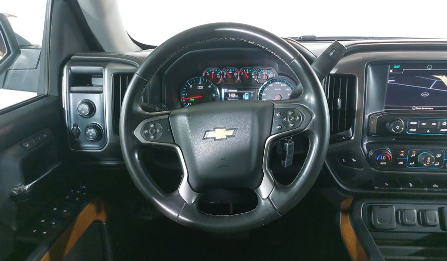 Chevrolet Cheyenne 5.3 2500 CHEYENNE CREW CAB C AT 4WD Pickup 2016