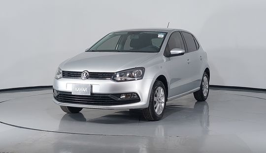 Volkswagen • Polo