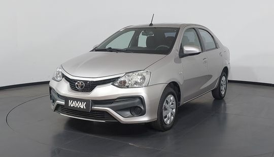 Toyota • Etios