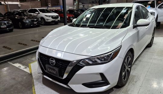 Nissan • Sentra