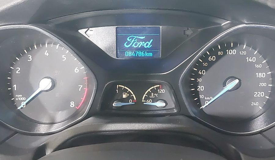 Ford Focus SE FASTBACK Sedan 2016