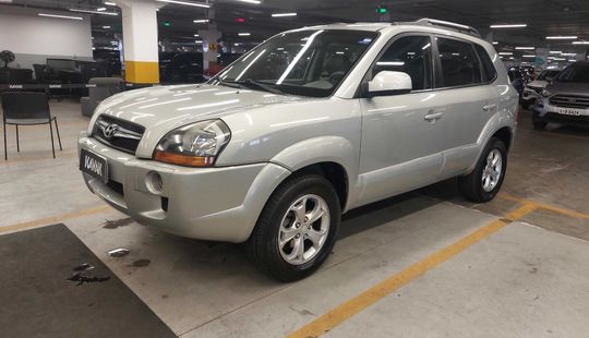 Hyundai • Tucson